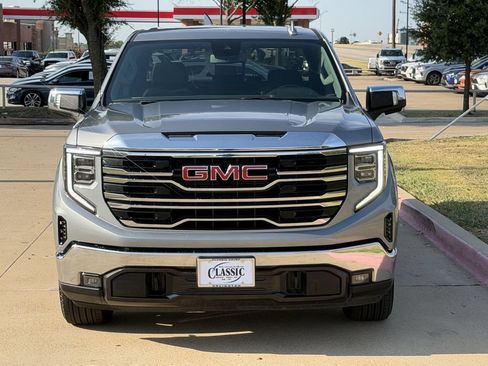 Used 2026 GMC Sierra 1500 SLT RWD image 7