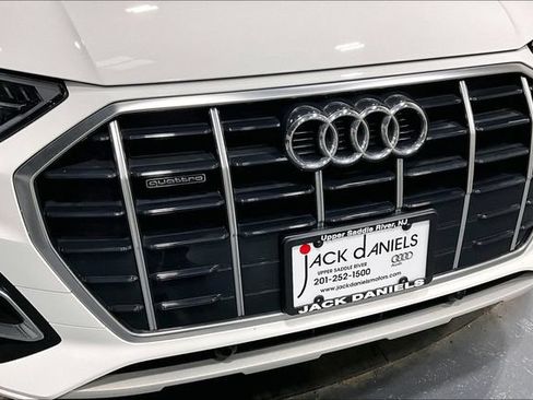 Used 2023 Audi Q5 2.0T Premium w/ Convenience Package AWD/4WD image 23