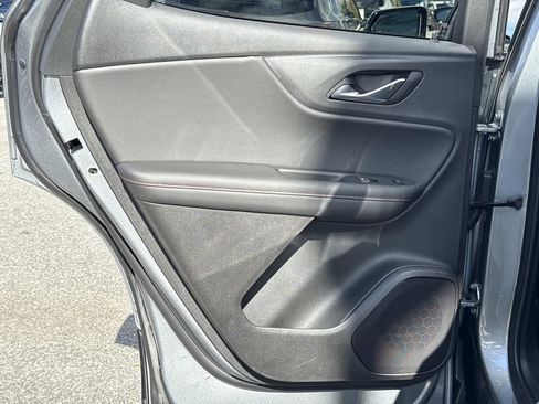 Used 2025 Chevrolet Blazer RS w/ Enhanced Convenience Package image 13