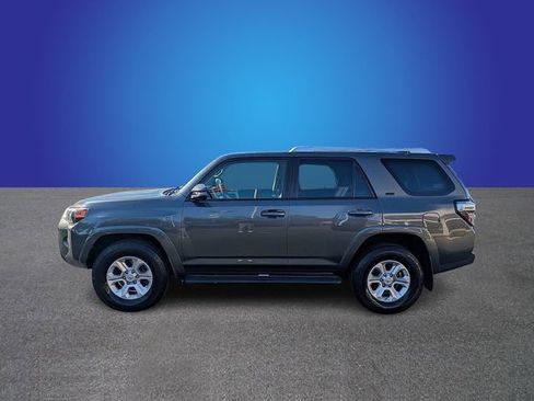 Used 2016 Toyota 4Runner SR5 Premium image 2