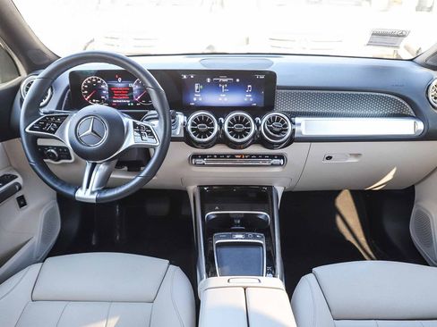 Certified 2025 Mercedes-Benz GLB 250 4MATIC image 13