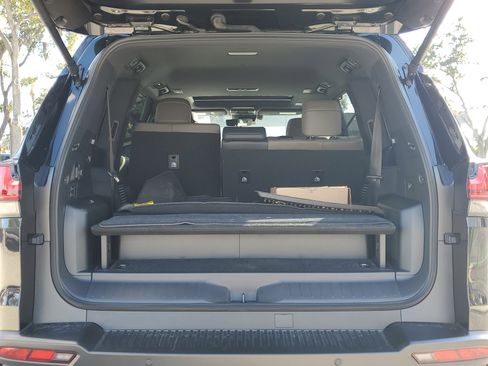 Used 2025 Lexus LX 700h Overtrail image 10