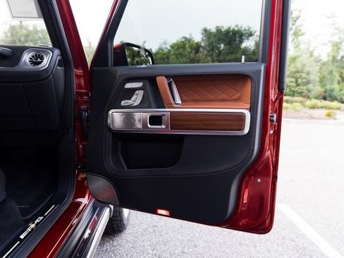 Used 2026 Mercedes-Benz G 63 AMG 4MATIC image 19