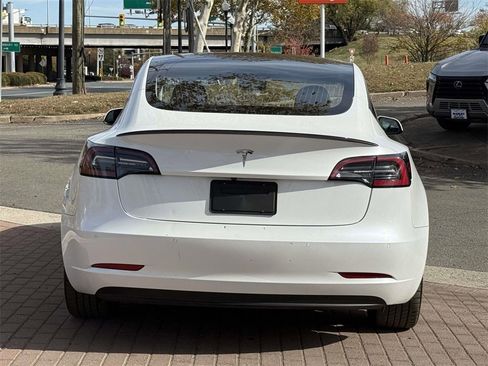 Used 2022 Tesla Model 3 image 5