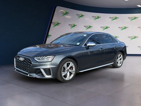 Used 2022 Audi S4 Premium image 2