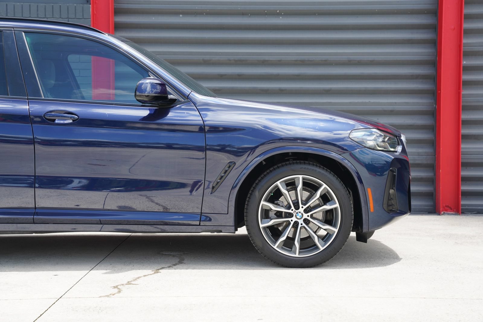 Used 2022 BMW X3 sDrive30i w/ M Sport Package 2 RWD image 2