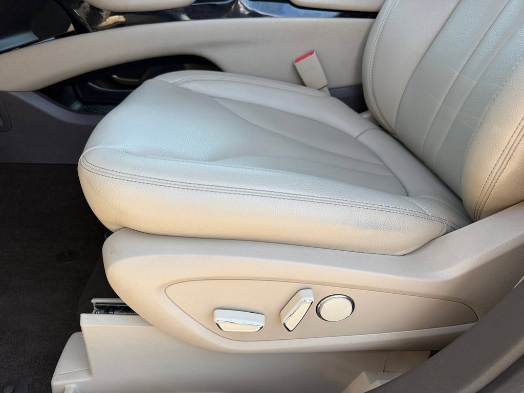 Used 2022 Lincoln Nautilus AWD w/ Premium Package image 11