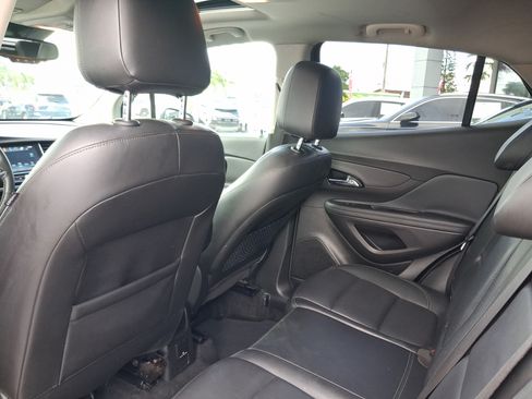 Used 2018 Buick Encore Essence AWD/4WD image 21