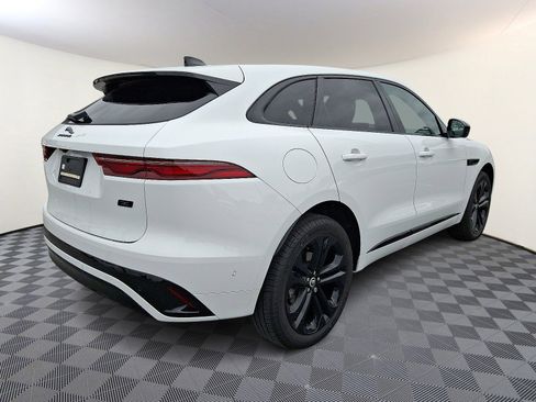 Used 2026 Jaguar F-PACE R-Dynamic S image 6