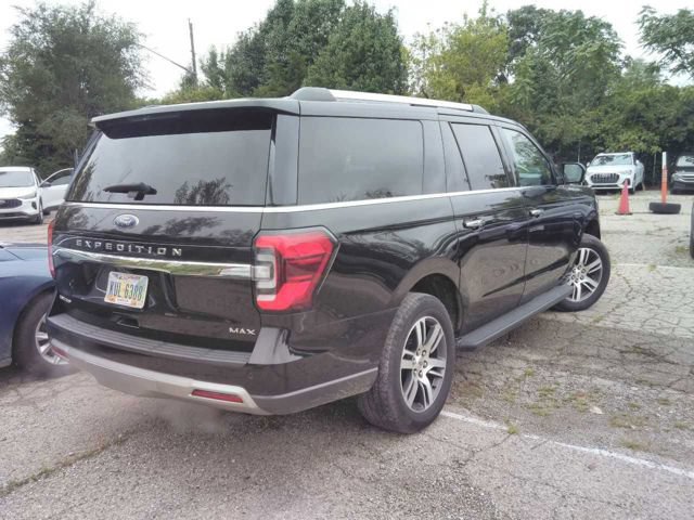 Used 2024 Ford Expedition Max Limited AWD/4WD image 2