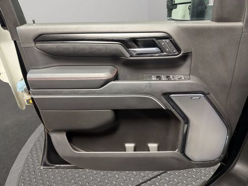 Used 2026 GMC Sierra 2500 AT4X AWD/4WD image 15