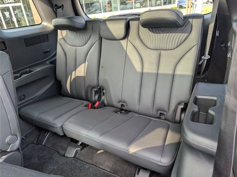 Used 2025 Hyundai Palisade Calligraphy AWD/4WD image 15
