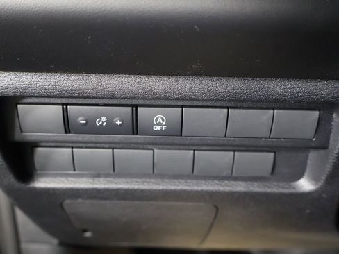 New 2026 Mitsubishi Outlander LE AWD/4WD image 37