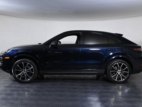 Certified 2023 Porsche Cayenne S image 2
