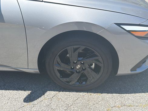 Certified 2026 Hyundai Elantra SEL FWD image 13