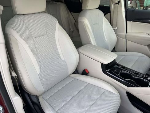 Used 2023 Buick Envision Preferred image 21