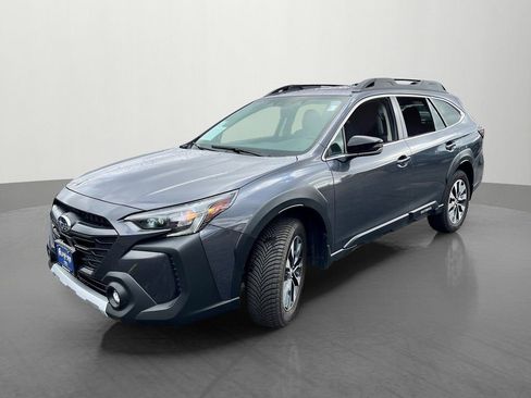 Used 2023 Subaru Outback Limited AWD/4WD image 6
