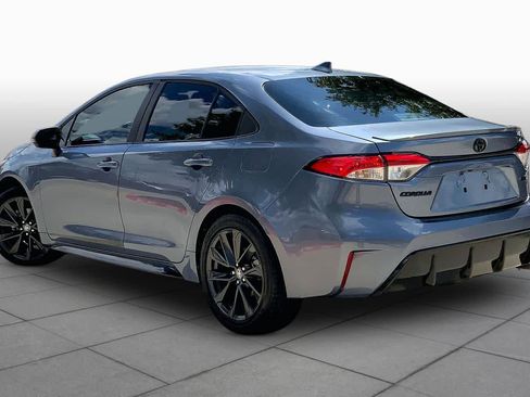 Used 2025 Toyota Corolla SE FWD image 12