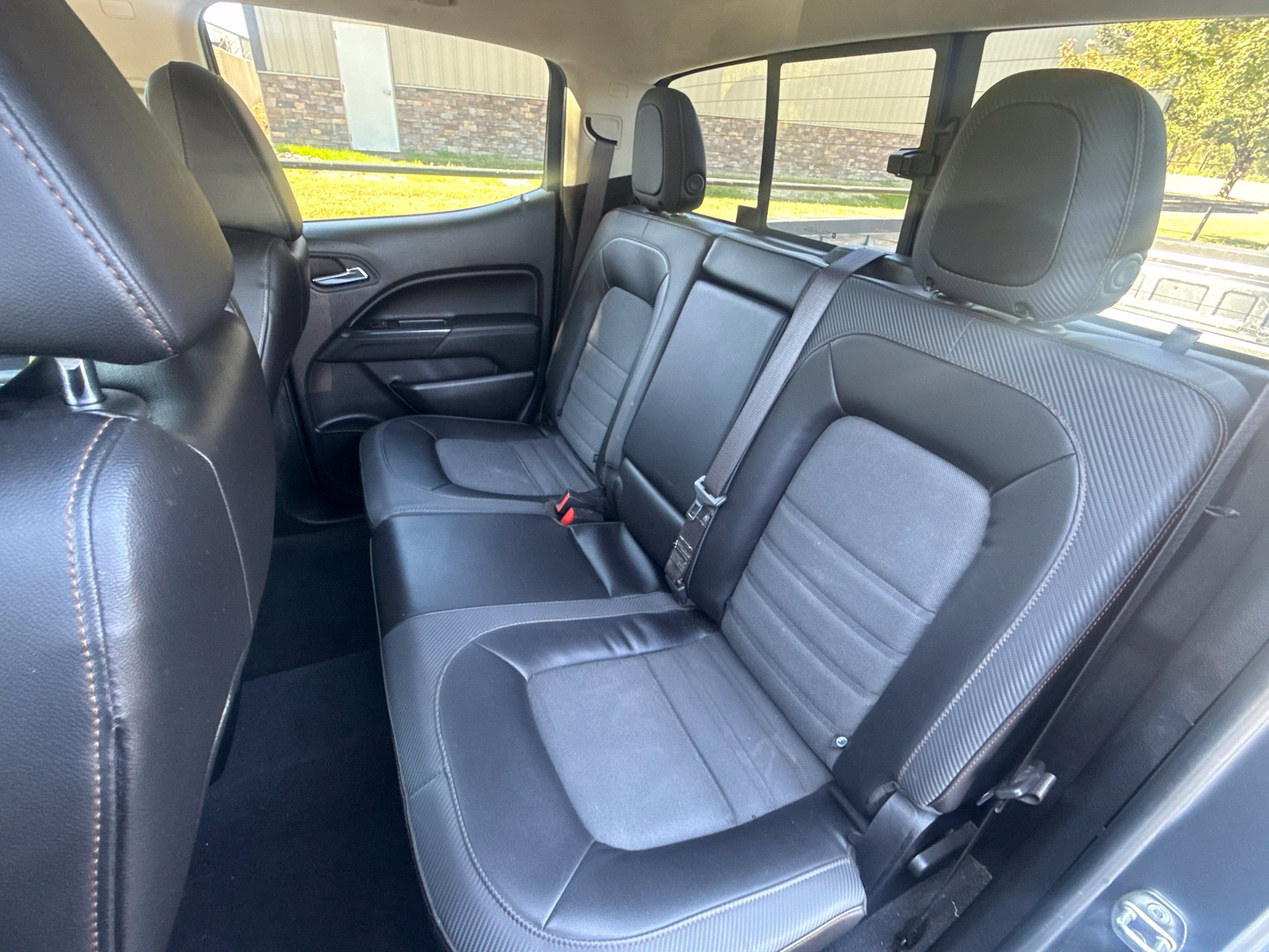 Used 2022 GMC Canyon AT4 AWD/4WD image 14