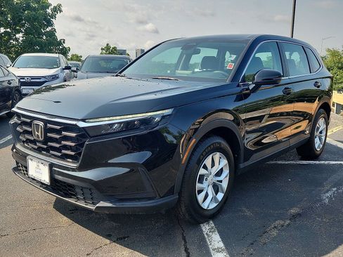 Used 2024 Honda CR-V LX image 3