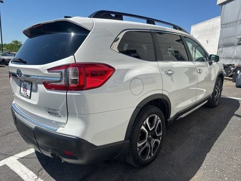 Used 2023 Subaru Ascent Touring AWD/4WD image 5