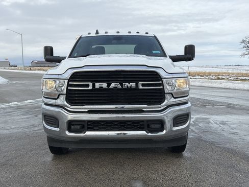 Used 2021 RAM 3500 Big Horn image 28
