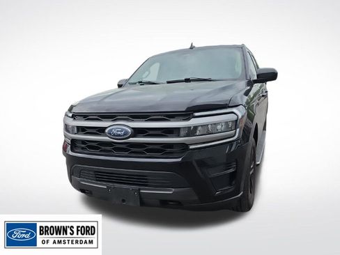 Used 2023 Ford Expedition Max XLT AWD/4WD image 3