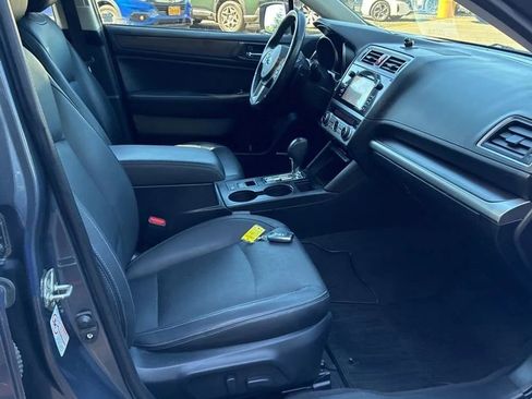 Used 2015 Subaru Legacy 2.5i Limited AWD/4WD image 23