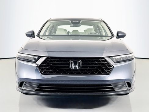 Certified 2023 Honda Accord LX image 2