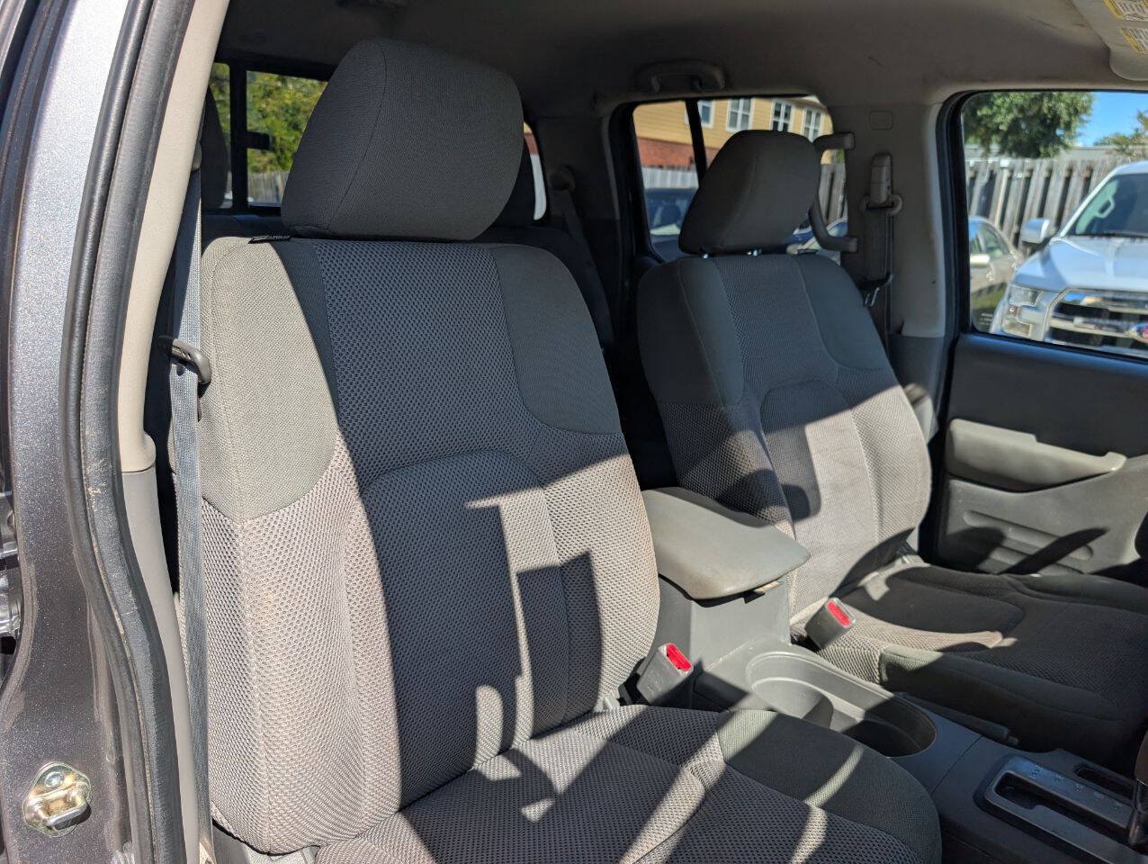 Used 2019 Nissan Frontier SV AWD/4WD image 32