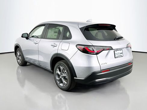 New 2026 Honda HR-V LX image 5