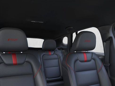 Used 2026 Chevrolet Trax RS FWD image 24