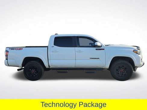Used 2022 Toyota Tacoma TRD Sport w/ TRD Premium Sport Package image 17
