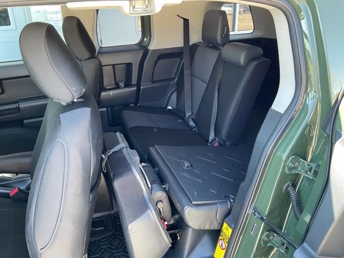 Used 2011 Toyota FJ Cruiser 4WD w/ Convenience Pkg image 27