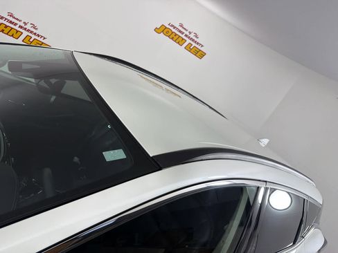 Used 2024 Nissan Murano SV FWD image 12