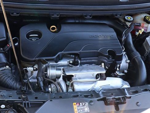 Used 2019 Chevrolet Cruze LT w/ Convenience Package FWD image 58