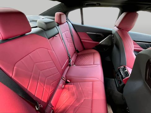 Certified 2026 BMW 530i RWD image 19
