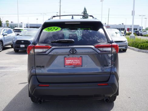 Used 2024 Toyota RAV4 XLE Premium w/ Weather Package FWD image 9