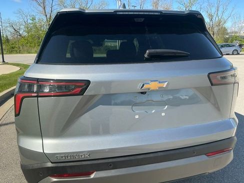 Used 2025 Chevrolet Equinox LT w/ Convenience Package II FWD image 10