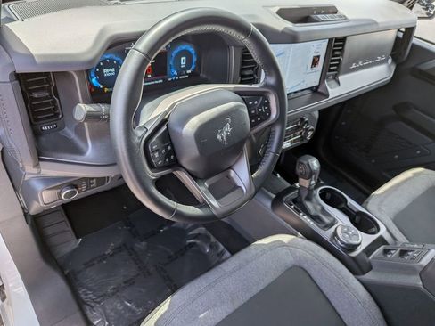 Used 2025 Ford Bronco Big Bend image 9