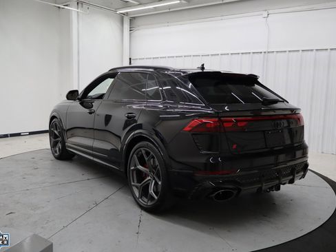 Used 2025 Audi RS Q8 performance image 8