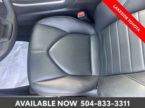 Certified 2024 Toyota Highlander XLE FWD image 31