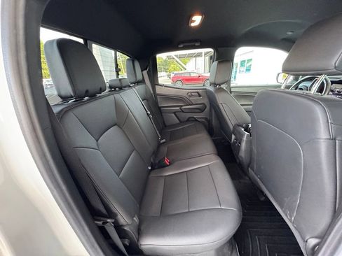 Used 2025 Chevrolet Colorado Trail Boss AWD/4WD image 24