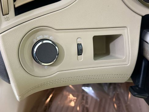 Used 2011 Buick LaCrosse CX image 17