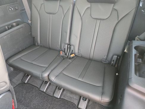 Used 2023 Kia Sorento SX AWD/4WD image 31