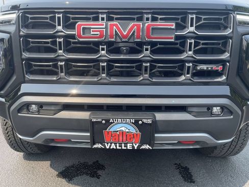 Certified 2025 GMC Canyon AT4 w/ Nightfall Edition AWD/4WD image 32