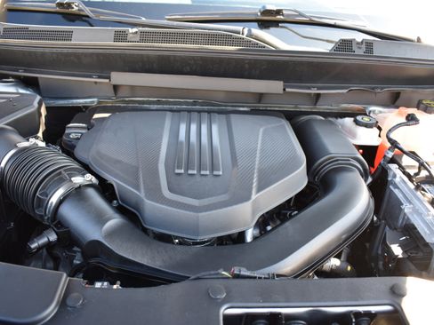 Used 2024 GMC Acadia Denali image 37