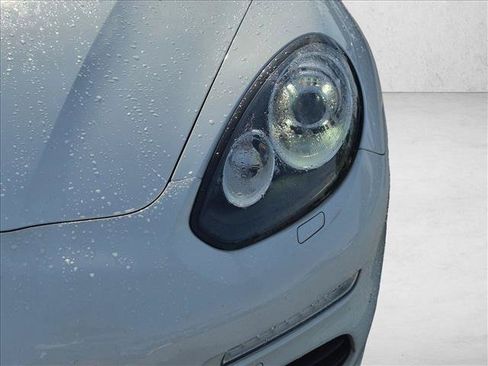 Used 2014 Porsche Panamera S RWD image 9