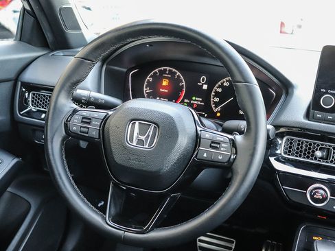 Certified 2026 Honda Civic Sport image 18