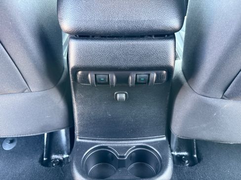 Used 2016 Jeep Wrangler Unlimited Sahara w/ Dual Top Group AWD/4WD image 32